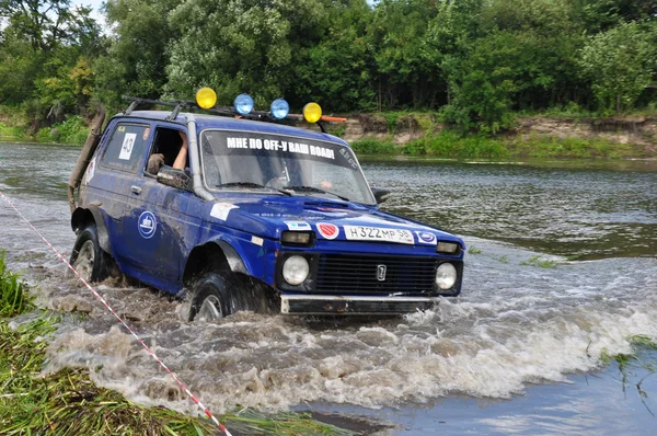 Russian championship trophy raid among SUVs, ATVs and motorcycles. — Stock Photo, Image