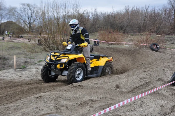 Championnat de Russie de Motocross parmi les motos et les VTT — Photo