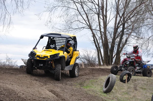 ロシア選手権モトクロス オートバイおよび atvs の間での — ストック写真