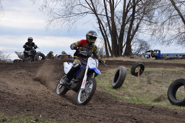 Russische kampioenschap motorcross onder motorfietsen en ATV 's — Stockfoto