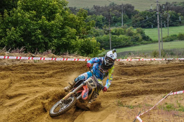 Championnat de Russie de Motocross parmi les motos et les VTT — Photo