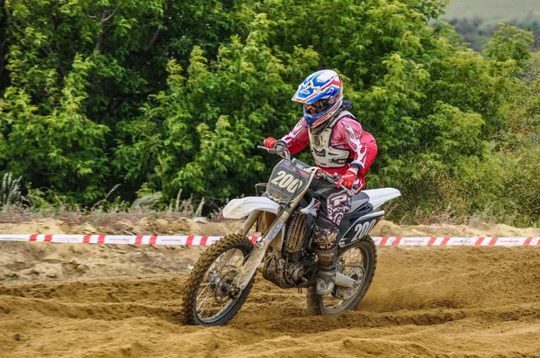 Championnat de Russie de Motocross parmi les motos et les VTT — Photo