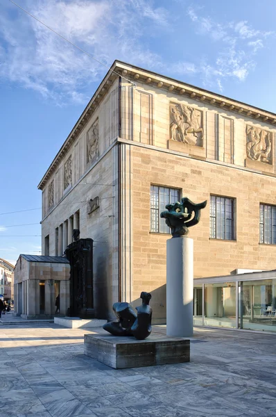 kunsthaus Zurich, İsviçre.