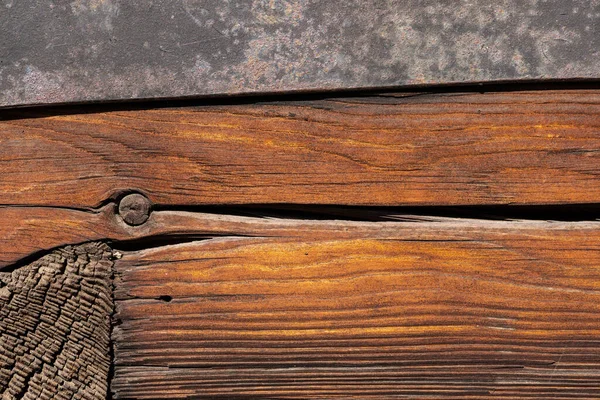 Macro Shot Ancient Weathered Dark Brown Cracked Wood Beam Surface — Foto de Stock
