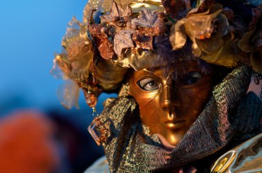 Venedik - Mart 5: Venedik kostümlü kimliği belirsiz bir kişi bir