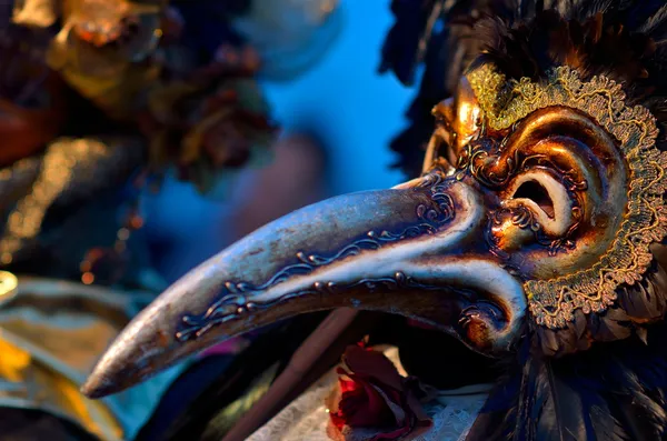 Colorful artistic masks on the Carnival of Venice — Stock Photo, Image