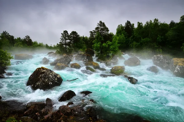 노르웨이 산 강 — 스톡 사진