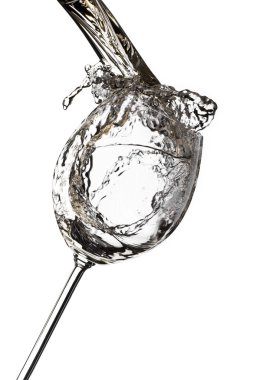 şarap splash beyaz zemin üzerine izole