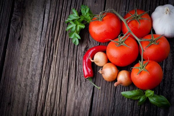 Fresh tomatoes — Stock Photo, Image