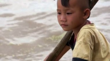 Kamboçya çocuk