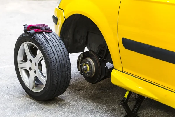 Auto reparatie Rechtenvrije Stockafbeeldingen