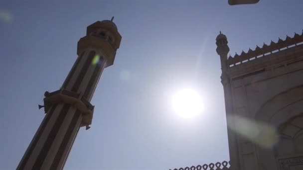 Rayo Sol Cerca Parte Superior Mezquita Pan Izquierda Derecha — Vídeos de Stock