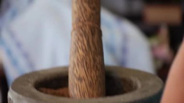 Ahşap Pestle Aracı - Yaklaş ve Elle Tutulan