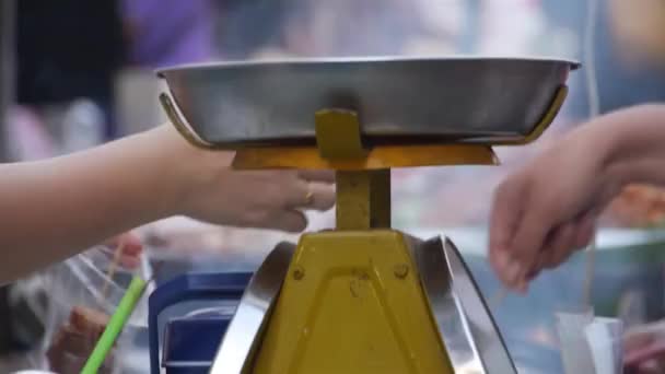 손으로 요리하는 사람들 — 비디오