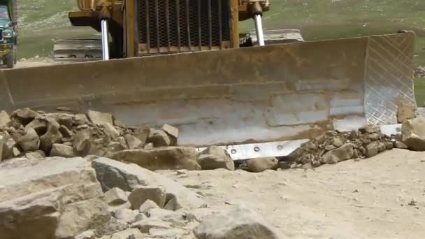 Truck Machine Pushing Away Large Rocks Static — Stok Video