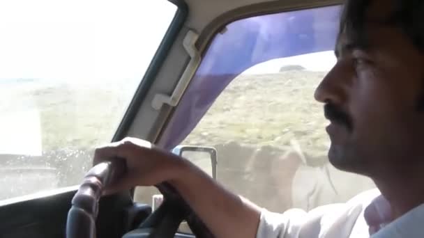 Man Talking While Driving Sunny Day Mountains Slide Right Left — Stok video