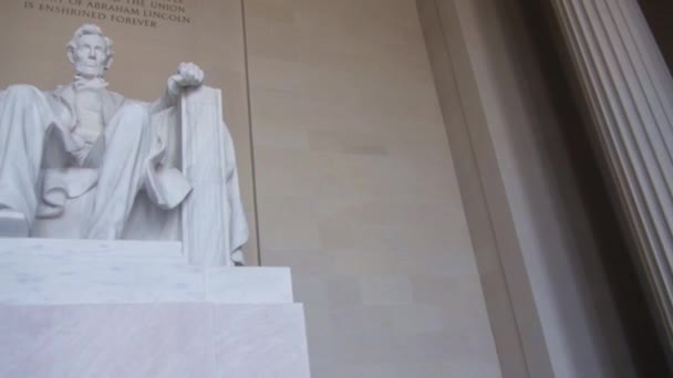 Abraham Lincoln Statue Pan Right Left — Vídeos de Stock