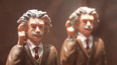 Albert Einstein Moving Figurine Behind Showcase - Static