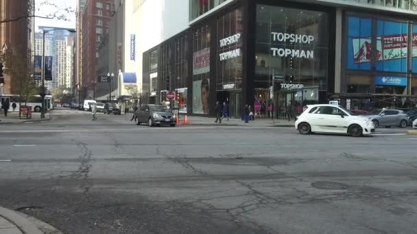 Walking Street Surrounded People Cars Pan Left Right Slide Forward — Vídeo de Stock
