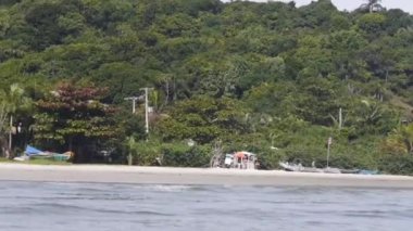 Dağlar ve Deniz - Pan - Soldan Sağa.