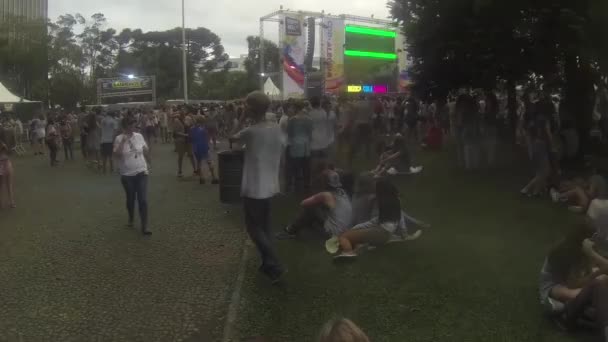 People Crowd Pan Right Left — Stockvideo