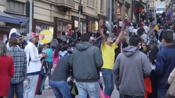 Man Dancing Happily Busy Crowded Street Static — Video