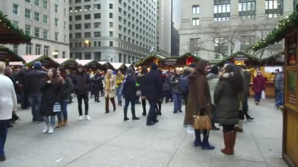 Multitud Mercado Navidad — Vídeo de stock