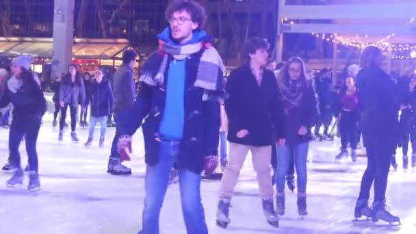 People Ice Skating Park Night — Stock Video
