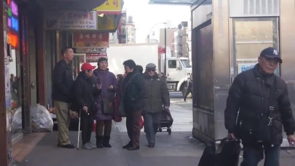 中国の街のアジア人 — ストック動画