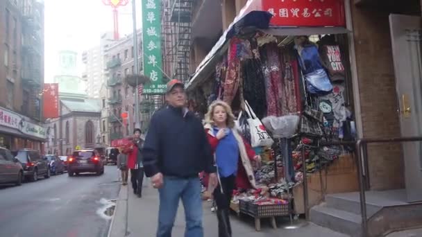 Personnes Passant Par Les Magasins Dans Les Rues Ville Chine — Video
