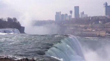  Şehrin Önündeki Niagara Şelalesi Statik.