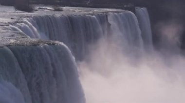 Niagara Şelalesi Sis Yakınları - Statik