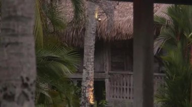 Flora yakınlarında Bungalow Manzarası 