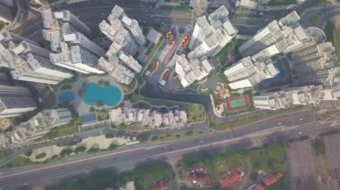  Malezya 'da Yüzme Havuzu olan Konut Apartmanı Projesi Üst Görünümü - Taşınıyor