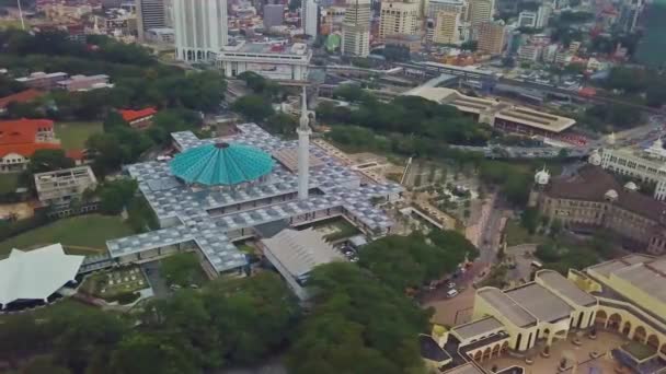 Kuala Lumpur Daki Ulusal Malezya Camii Hava Sol Dolly — Stok video