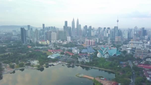 Beautiful Cityscape Kuala Lumpur Malaysia Titiwangsa Lake Gardens — Stockvideo