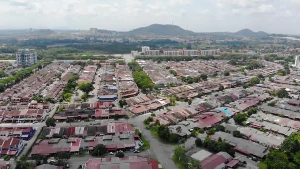 Top Aerial View Housing City Malaysia Beautiful Mountain Views Trees — Stok Video