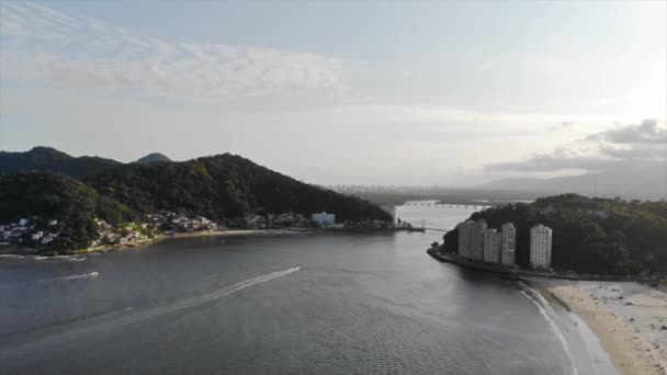 Vista Del Ponte Tra Due Grandi Isole Con Vista Mare — Video Stock