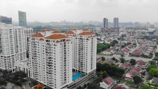 Vista Superior Desde Vivienda Con Una Vista Una Carretera Con — Vídeos de Stock