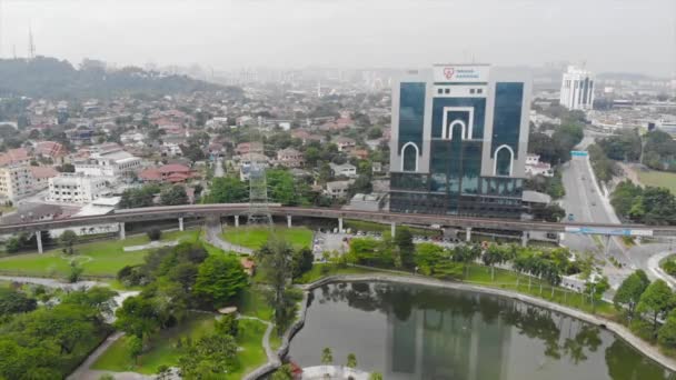 Top Aerial View Lake Garden Full Trees City Malaysia — Vídeo de Stock