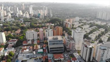 Brezilya 'daki Apartman ve Konutların Üst Görünümü.