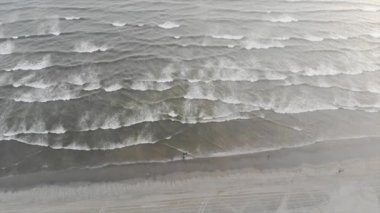  Karach Sahili 'nin ve Dalgaların Üst Hava Görüntüsü