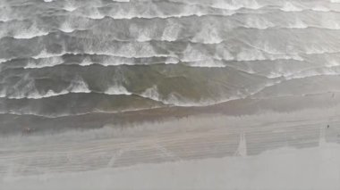  Karach Sahili ve Dalgaları Üst Hava Görüntüsü