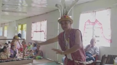 Büyükbabamdan Geleneksel Sahne Sanatları