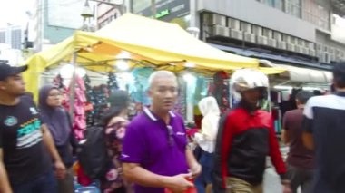  Malezya Geleneksel Pazarlarında Turistlerin İfadeleri - Pan Sağ Sola.