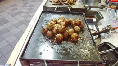 Geleneksel Pazarlarda Izgara Et Topu