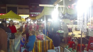 Malezya 'da Geleneksel Pazar Atmosferi 