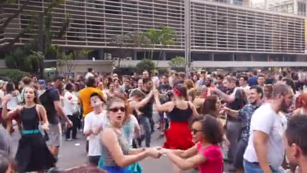 Pessoas Dançando Romântico Juntos Mão Held — Vídeo de Stock