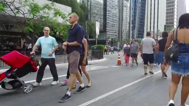 Gente Caminando Comida Pie Adelante — Vídeos de Stock