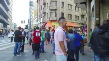 İnsanlar şehrin sokak 